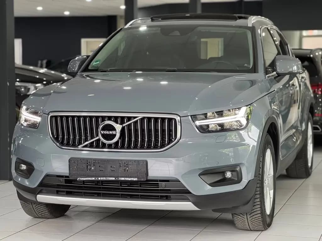 Main__Slider__Photo:Volvo XC40 *INSCRIPT.*4x4*PANO*LEDER*R-CAM*MMRY*H&K* 12/2019-0
