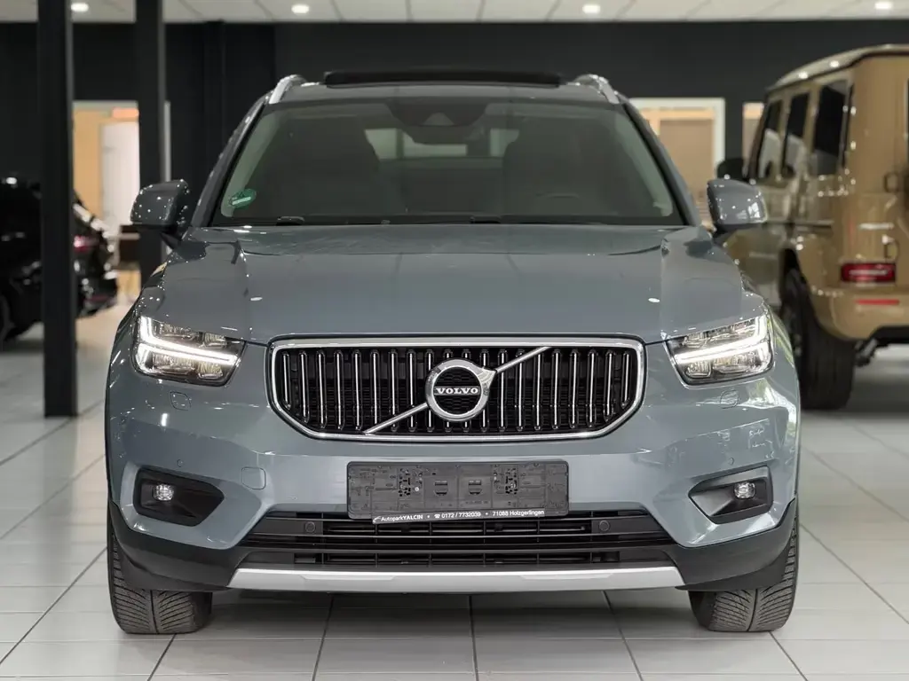 Main__Slider__Photo:Volvo XC40 *INSCRIPT.*4x4*PANO*LEDER*R-CAM*MMRY*H&K* 12/2019-1
