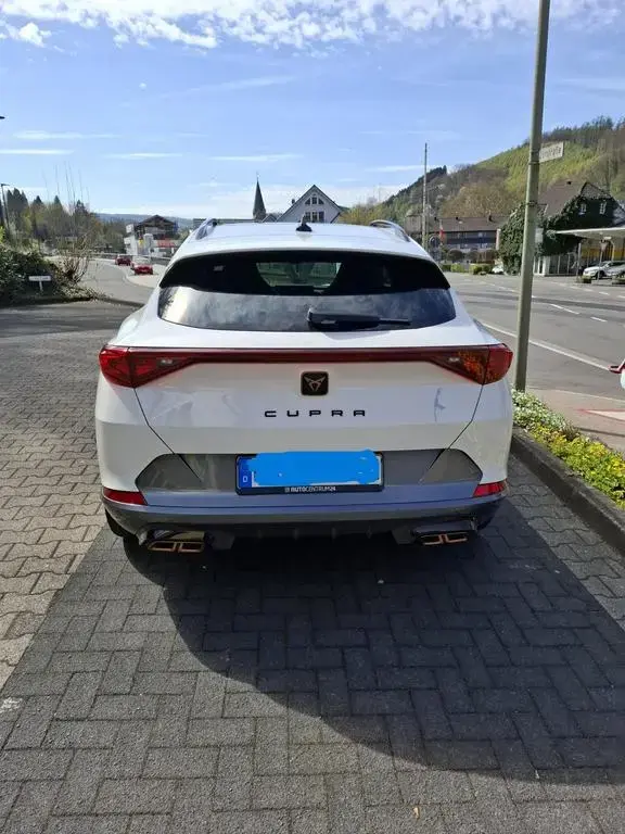 Main__Slider__Photo:Cupra Formentor 1.4 e-HYBRID DSG - 05/2021-1