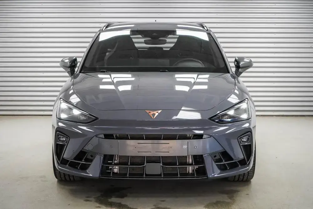 Main__Slider__Photo:Cupra Leon ST 2,0 TSI DSG 4x4 VZ - LAGER 07/2025-1
