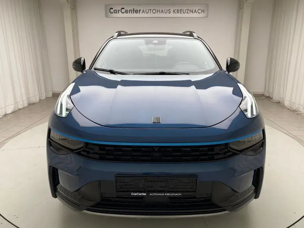 Main__Slider__Photo:Lynk&Co 01 PHEV 1.5 Plug-in-Hybrid Automatik 360° 11/2022-1