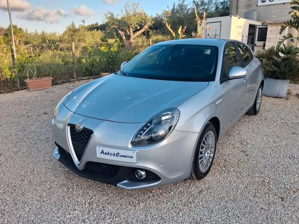 Main__Slider__Photo:Alfa Romeo Giulietta 1.6 JTDm 120 CV anno2018 05/2018-0