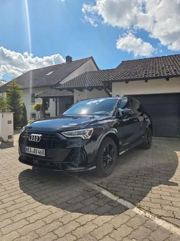 Main__Slider__Photo:Audi Q3 40 TFSI quattro S tronic S line 07/2019-0