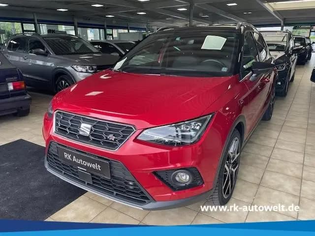 Main__Slider__Photo:Seat Arona FR Sportpaket AD AHK-abnehmbar Navi Digita 05/2018-0