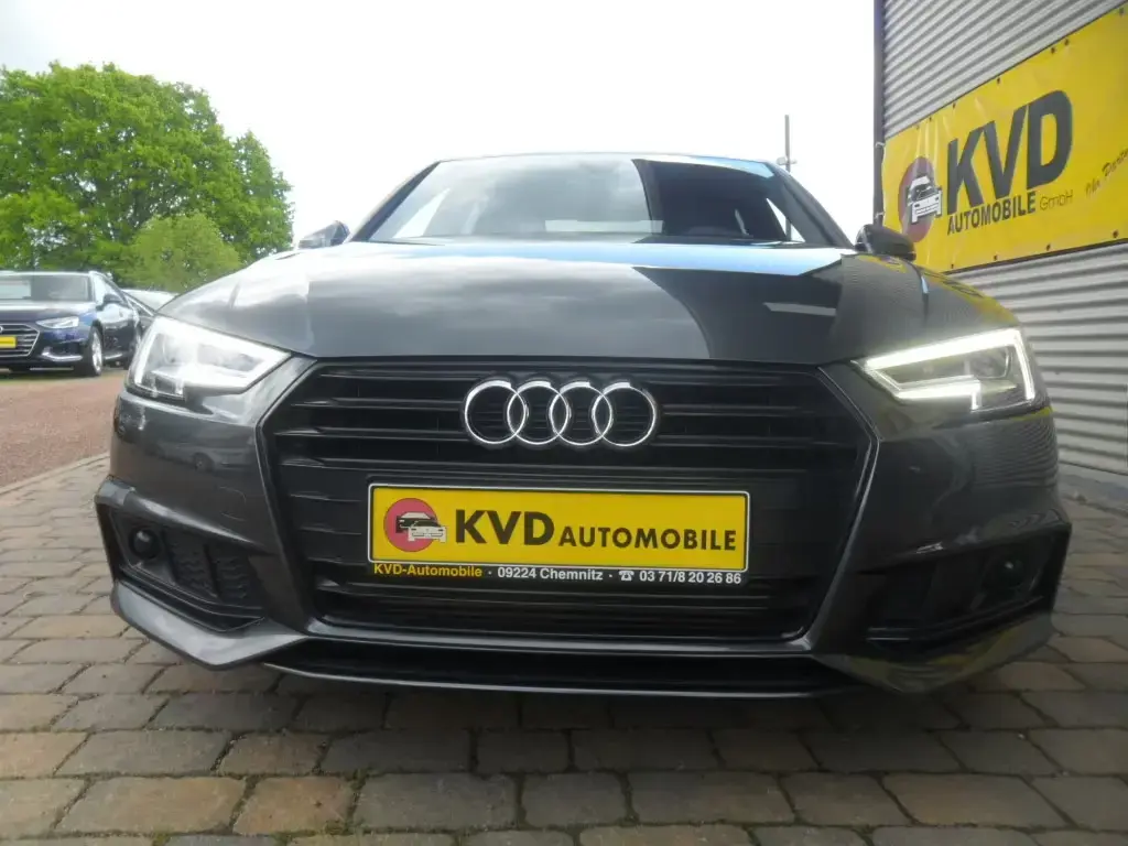 Main__Slider__Photo:Audi A4 Lim. sport ultra S line 1 HD. 06/2017-1