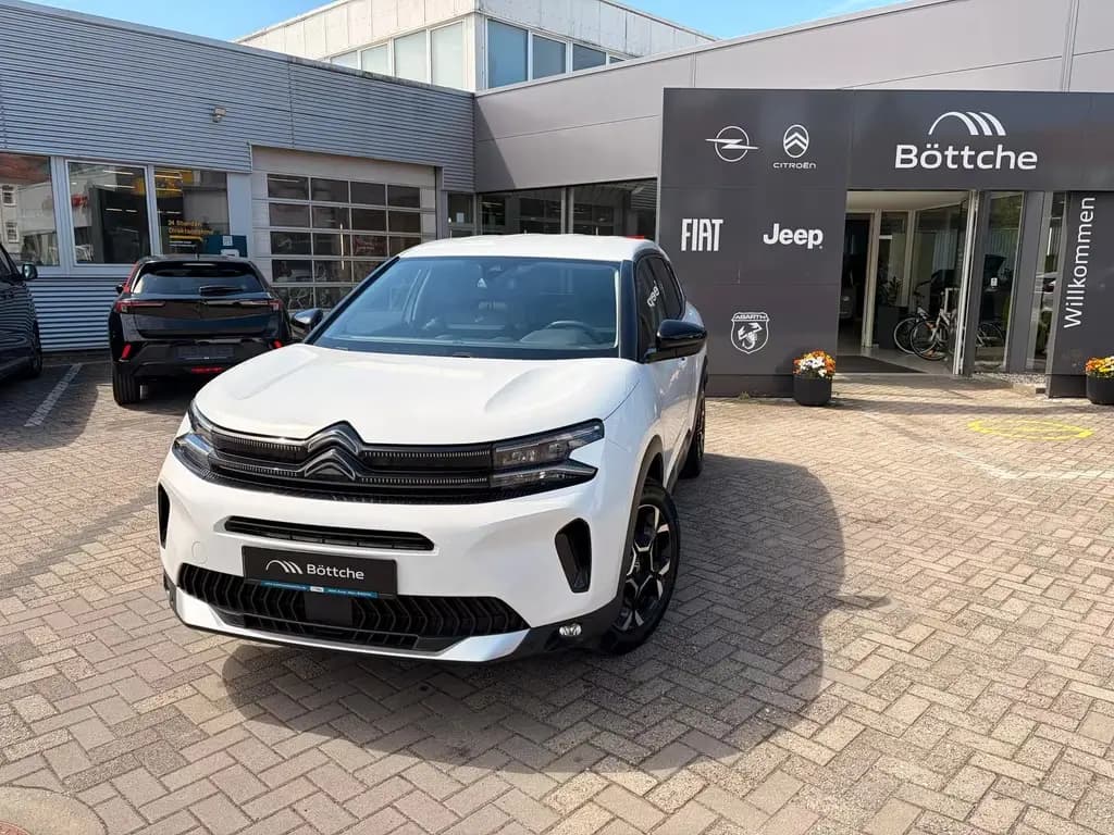 Main__Slider__Photo:Citroën C5 Aircross 1.2 12V e-THP / PureTech 11/2023-0