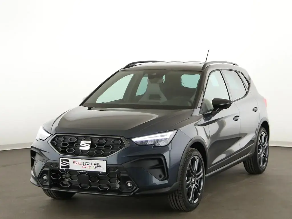 Main__Slider__Photo:Seat Arona FR 1.0 TSI 116 PS 7 Gang DSG FR  LED Navi null-1