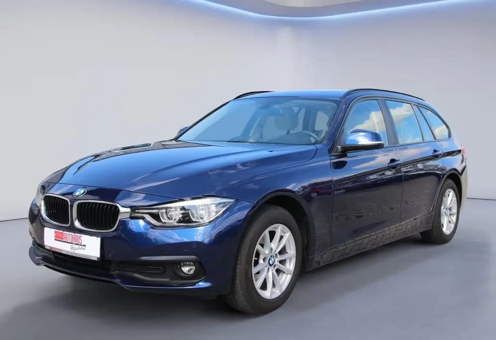 Main__Slider__Photo:BMW 320 d xDrive Advantage Touring/LED/ AHK/ Panorama 03/2019-0