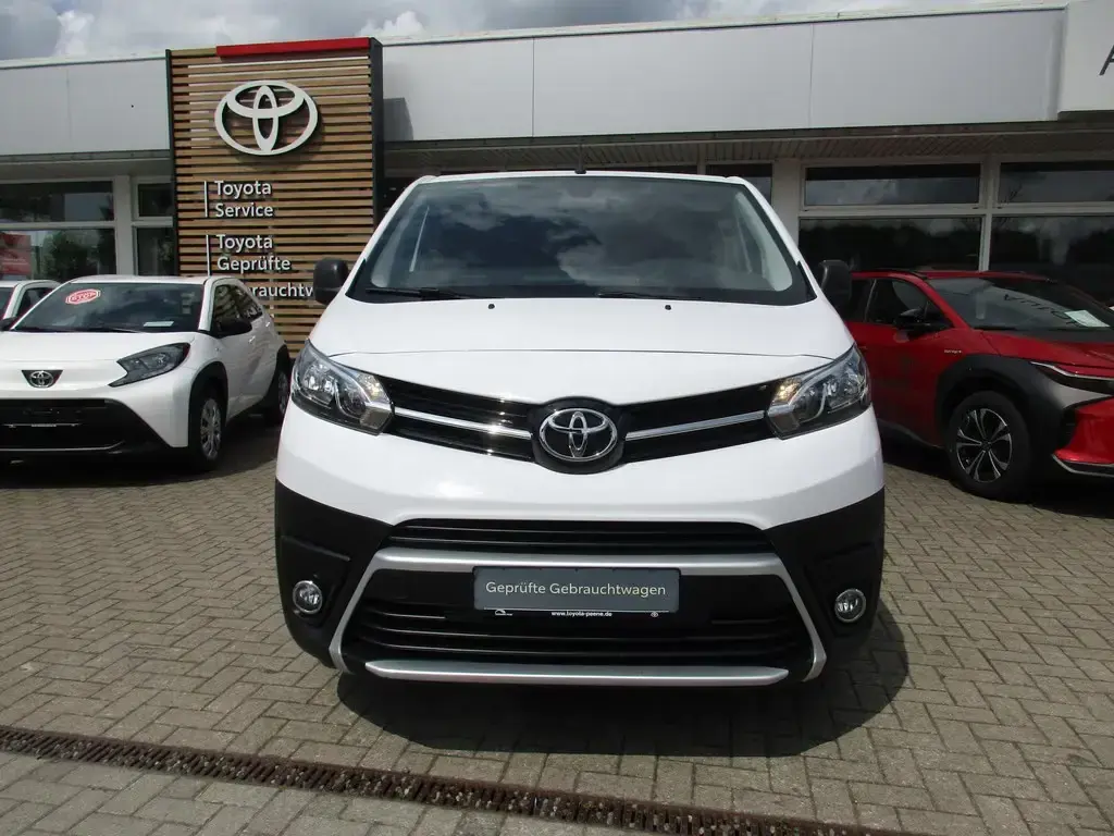 Main__Slider__Photo:Toyota Proace (Verso) Proace 2.0 L2 Kasten Meister KLIMA PDC KAMERA 04/2024-1