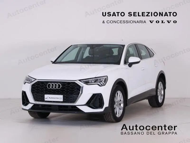 Main__Slider__Photo:Audi Other Q3 Sportback Sportback 35 TDI S tronic Busi 12/2019-0