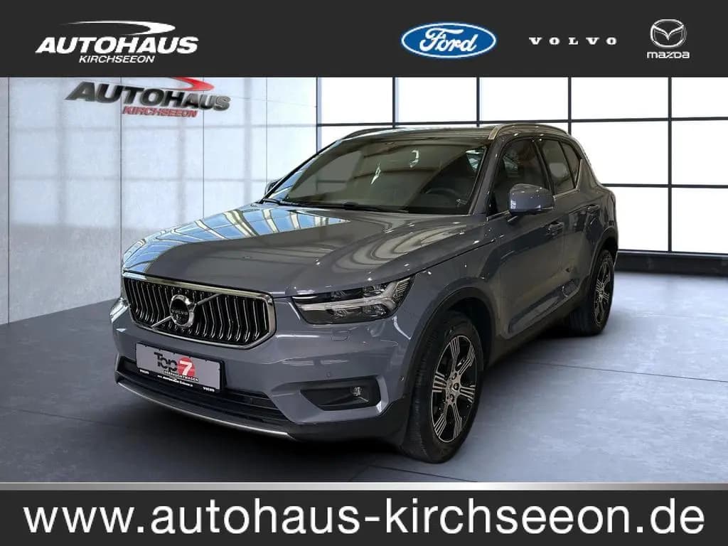 Main__Slider__Photo:Volvo XC40 B4 (Benzin) Inscription 2WD Automatik Navi 02/2022-0