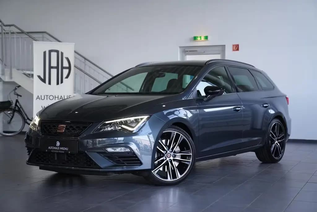 Main__Slider__Photo:Seat Leon ST Cupra 300 4Drive *AUT*NAV*LED*SHZ*KEYLEE 12/2020-0