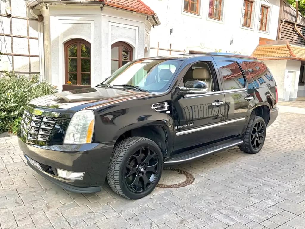 Main__Slider__Photo:Cadillac Escalade 6.2 V8 Sport Luxury Gasanlage 06/2007-0