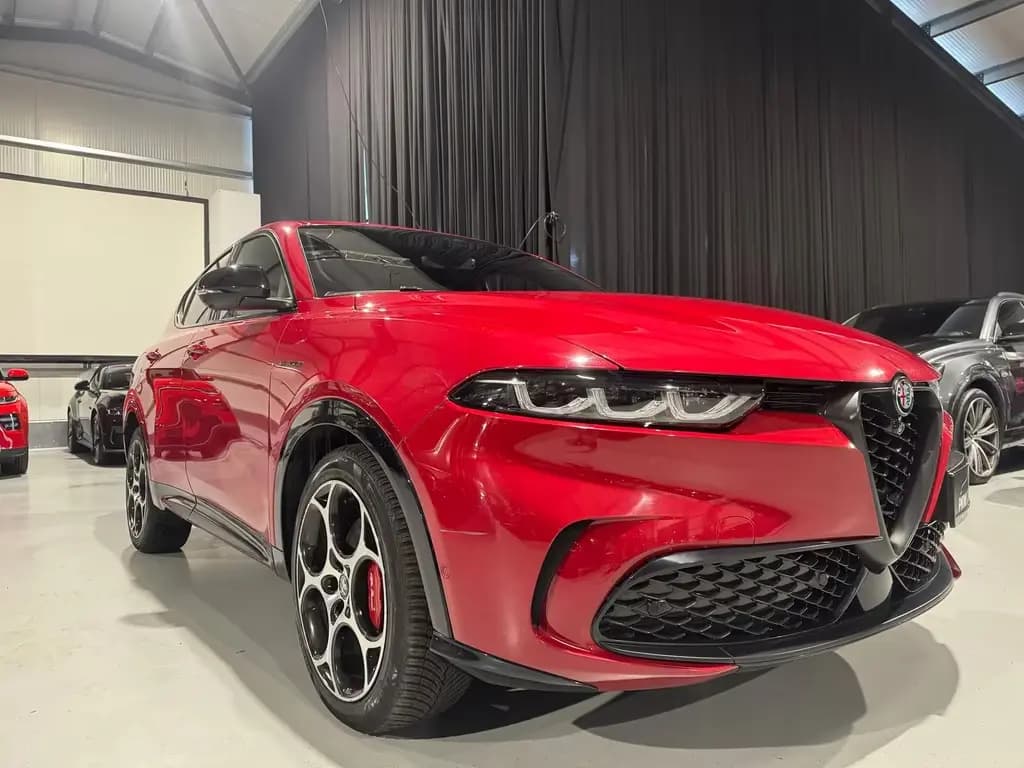 Main__Slider__Photo:Alfa Romeo Tonale Veloce Android Auto 04/2024-0