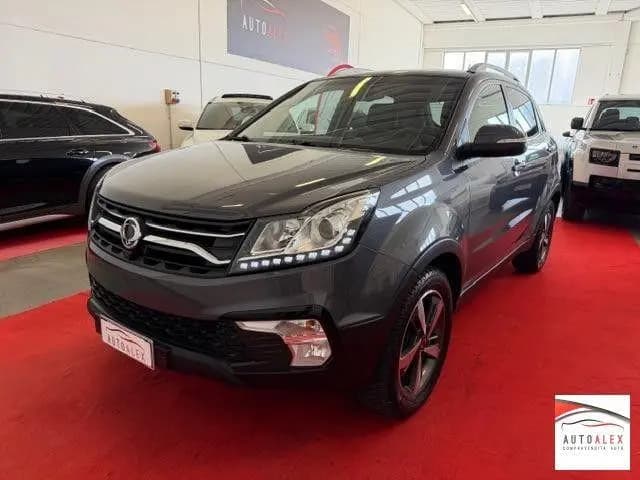Main__Slider__Photo:Ssangyong Korando SSANGYONG - Korando 2.2 d Limited 2wd my17 07/2019-0