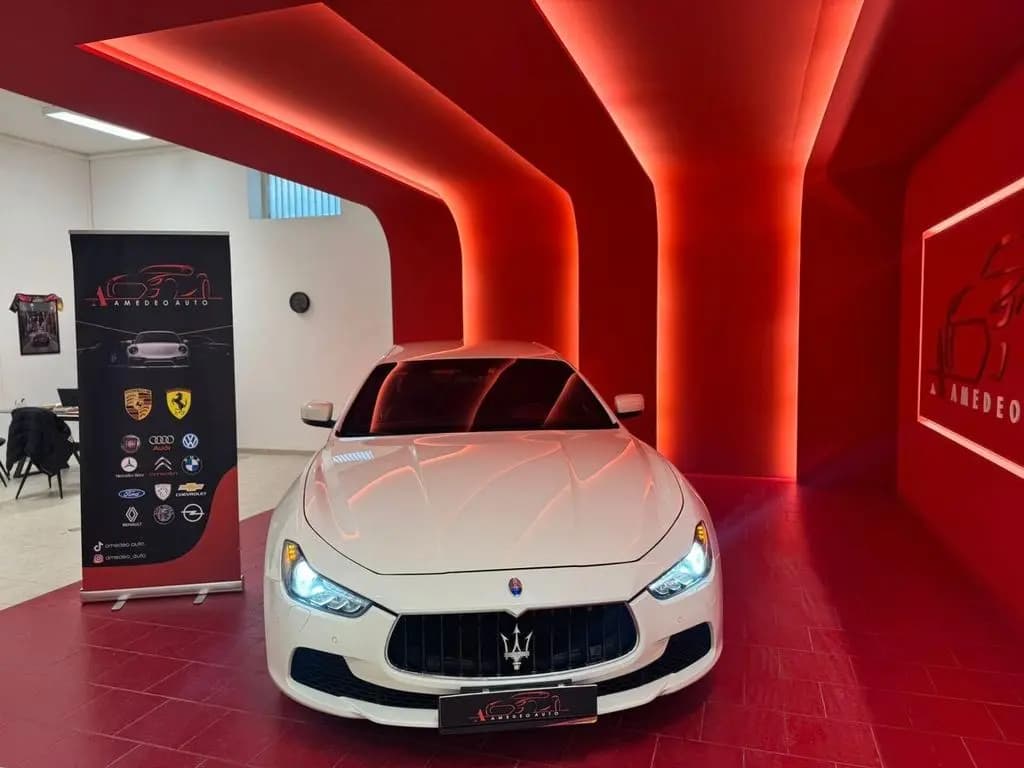 Main__Slider__Photo:Maserati Ghibli V6 S Q4 05/2014-0
