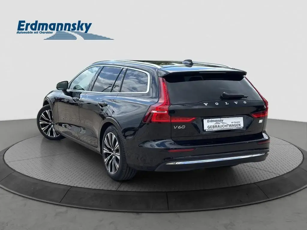 Main__Slider__Photo:Volvo V60 T8 Ultimate Bright Plug-In Hyb AWD/AHK/Pano 12/2022-1