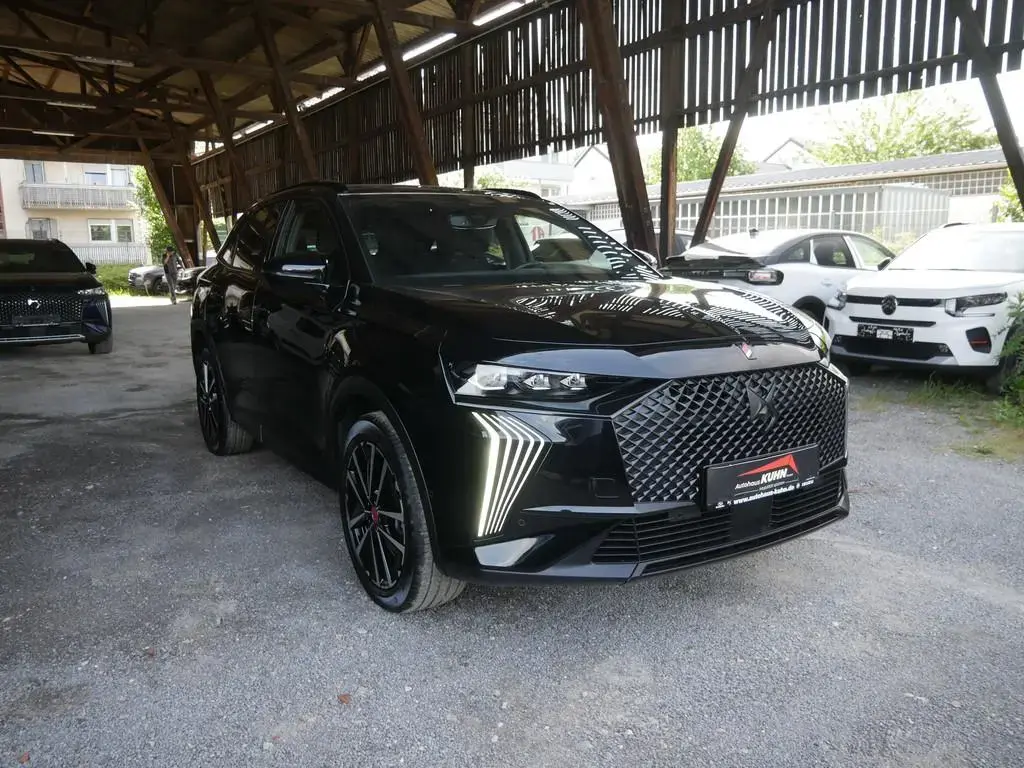 Main__Slider__Photo:DS Automobiles DS7 (Crossback) DS 7 Crossback Performance Line+ BlueHDi 130 LED 03/2024-1