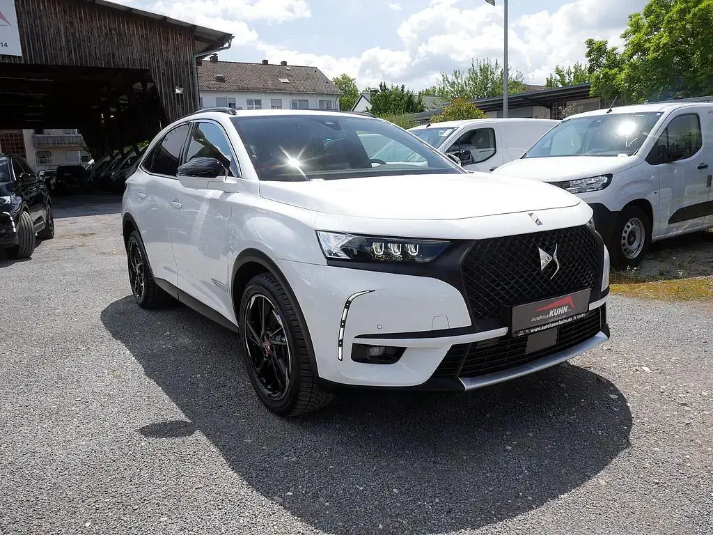 Main__Slider__Photo:DS Automobiles DS7 (Crossback) DS 7 Crossback Performance Line+ E-Tense 225 LED 12/2021-1