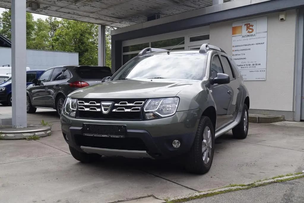 Main__Slider__Photo:Dacia Duster I Prestige 4x2,Leder,AHK,Klima,PDC 04/2015-0