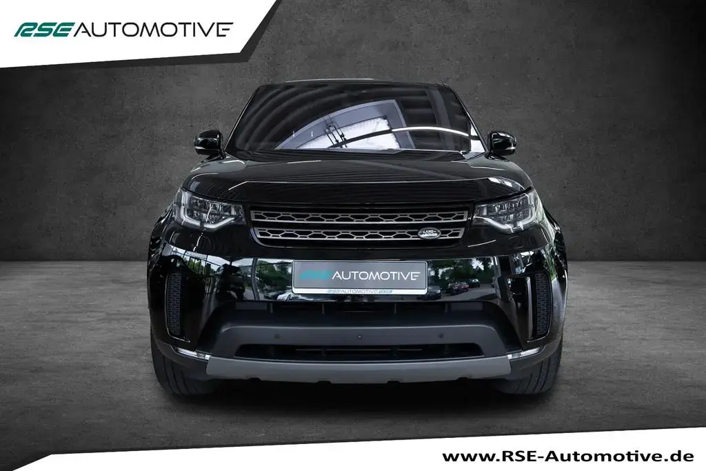 Main__Slider__Photo:Land Rover Discovery 5 SE SDV6 12/2019-1