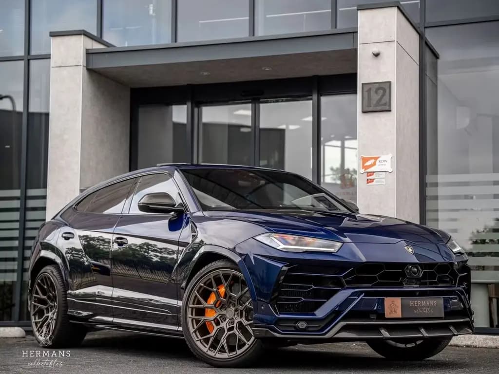 Main__Slider__Photo:Lamborghini Urus 4.0 V8 / NOVITEC / B&O 3D / Carbon / Pano / 01/2019-0
