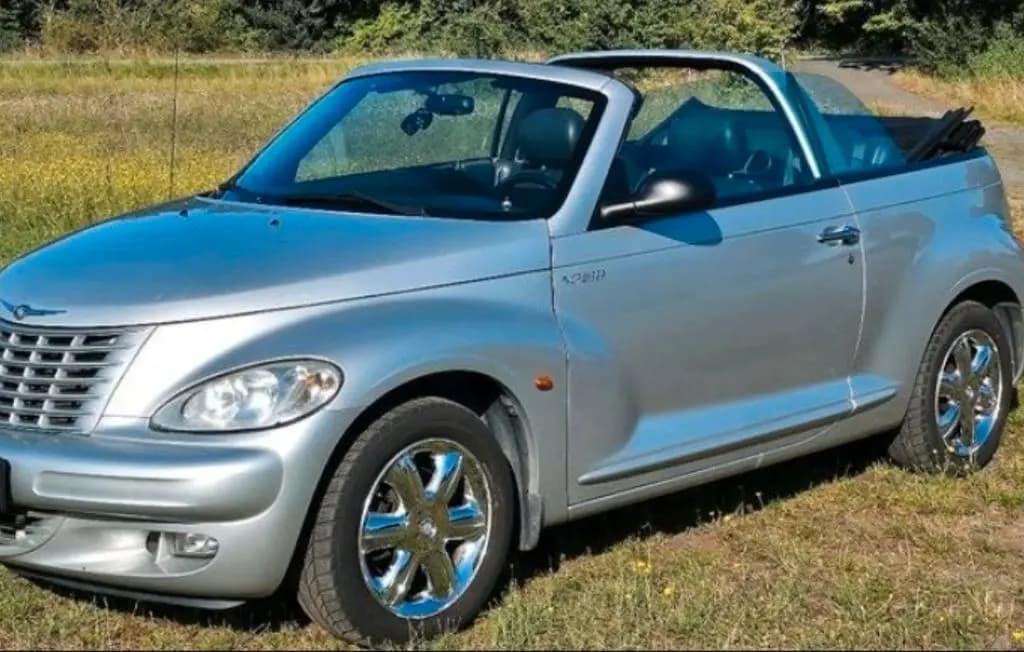 Main__Slider__Photo:Chrysler PT Cruiser Cabrio Limited 2.4 Limited 12/2005-0
