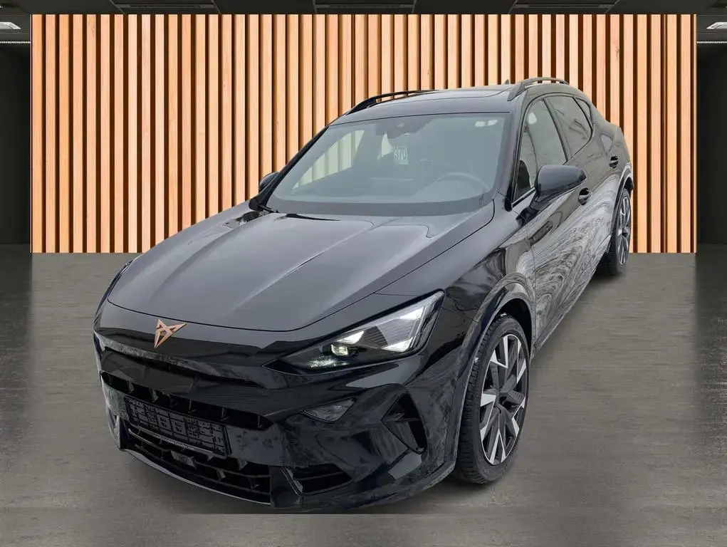 Main__Slider__Photo:Cupra Formentor VZ 2.0 TSI DSG 4Drive*Matrix*Pano* 05/2025-1