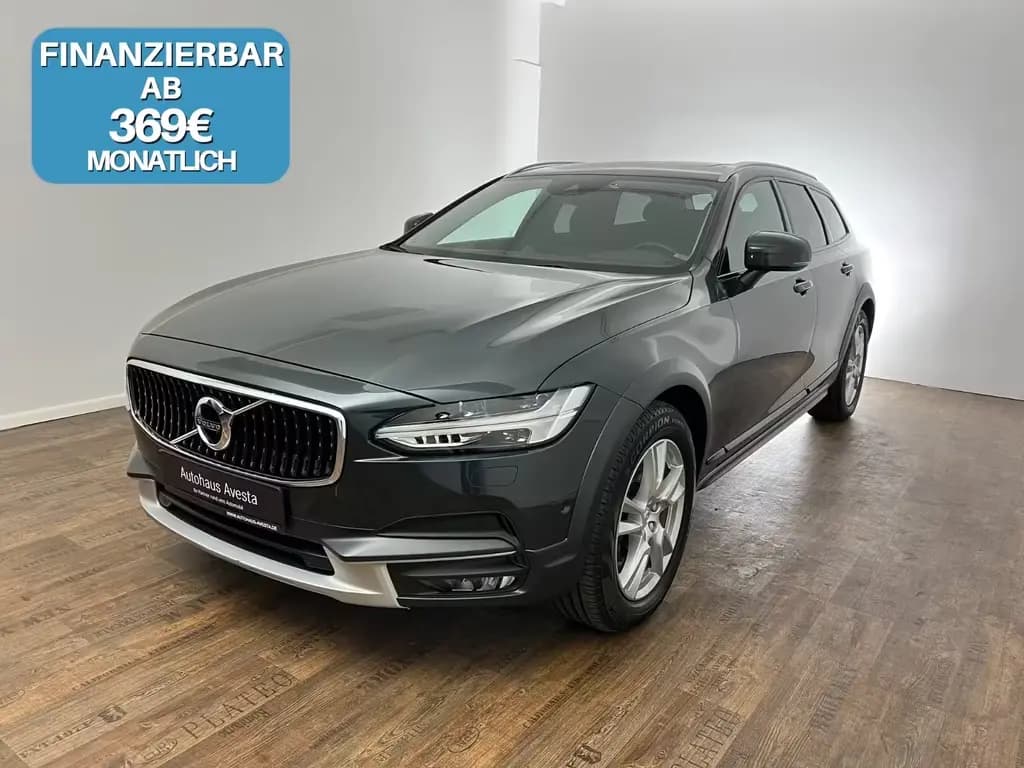 Main__Slider__Photo:Volvo V90 Cross Country D5 ALLRAD / 1.HD /235PS /B&W 03/2017-0
