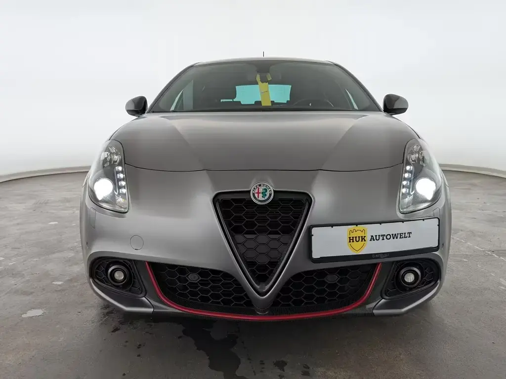 Main__Slider__Photo:Alfa Romeo Giulietta 1,8 TBI 16V Veloce LEDER+BLUETOOTH+SHZ 08/2018-1