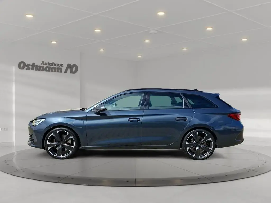 Main__Slider__Photo:Cupra Leon Sportstourer VZ AHK DCC ACC SHZ CarPlay 04/2022-1