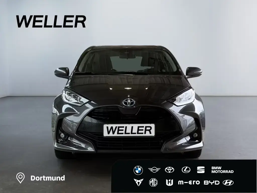 Main__Slider__Photo:Toyota Yaris Hybrid 1.5 Club *CarPlay*CAM*ACC*Spurhalte 02/2021-1
