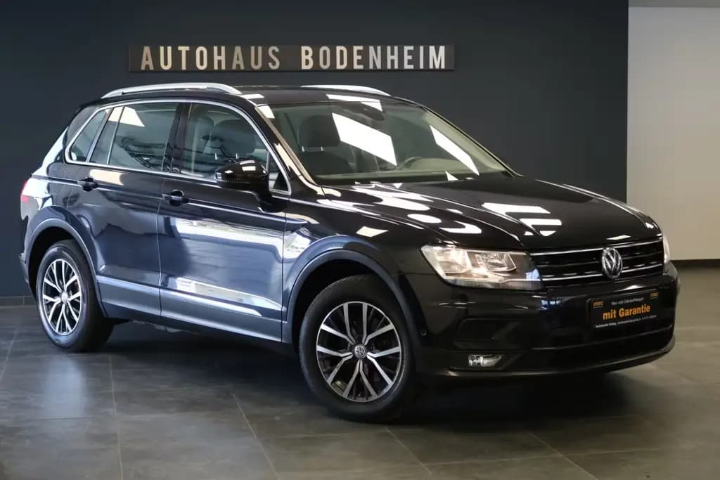 Main__Slider__Photo:Volkswagen Tiguan Comfortline BMT/Start-Stopp/KAMERA/NAVI 02/2020-0