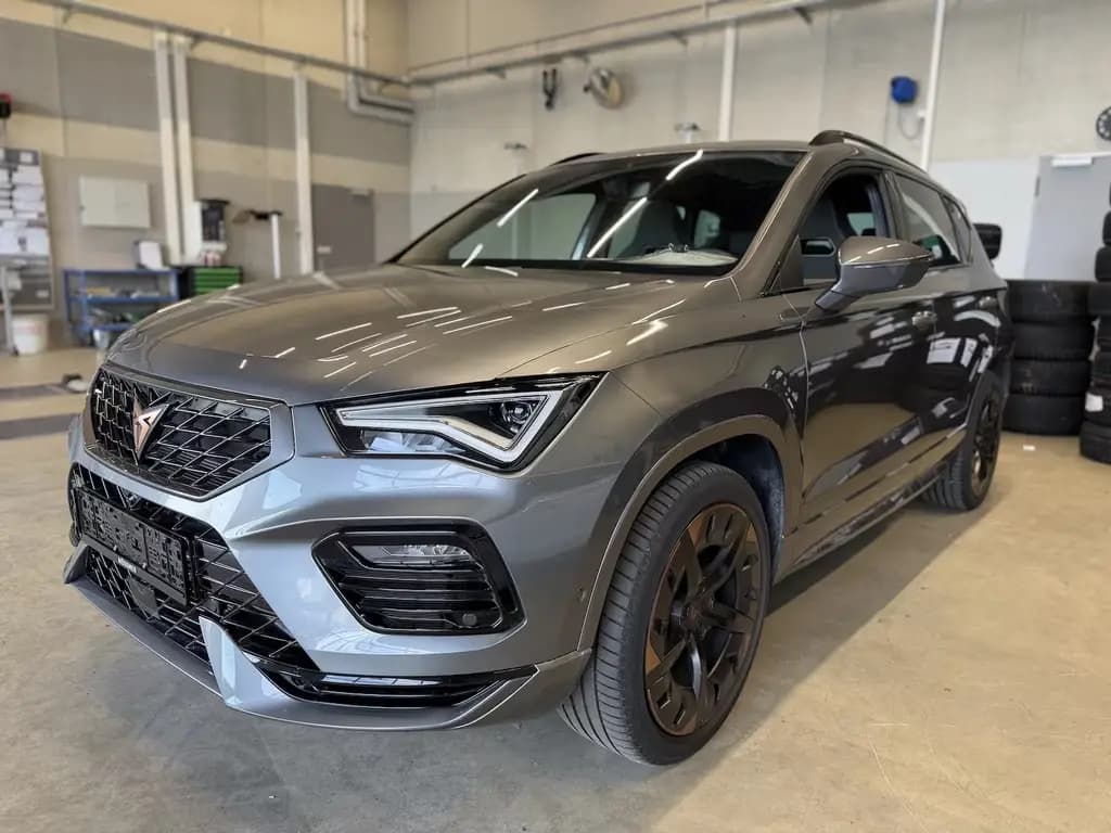 Main__Slider__Photo:Cupra Ateca VZ 4Drive Assist XL Memory AHK Panorama 04/2025-0