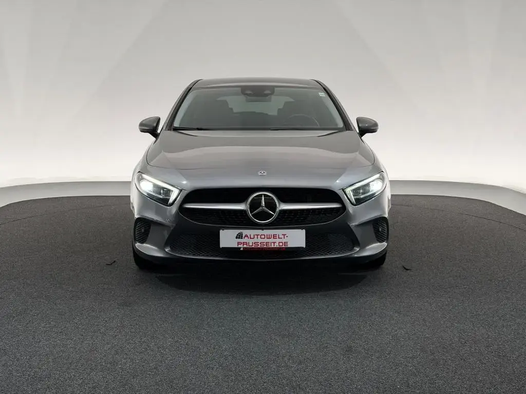 Main__Slider__Photo:Mercedes-Benz A 220 4Ma.*MULTIBEAM LED*ACC-R.KAM-MEMORY-TOT.W 05/2019-1