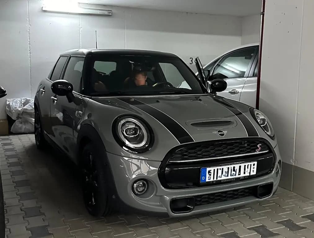 Main__Slider__Photo:MINI Cooper S 5-Türer Automatik - JCW Paket 09/2020-0