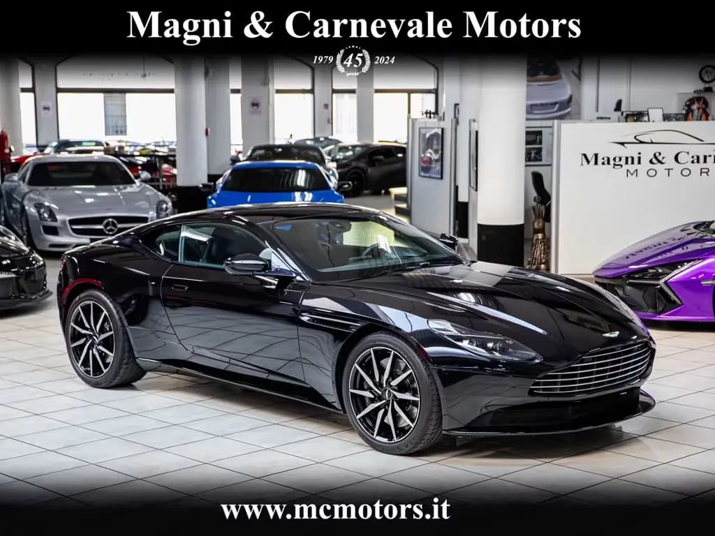 Main__Slider__Photo:Aston Martin DB11 V8 - 360°VIEW|BRIGHT PACK|HEATED AND VENTIL 12/2019-0