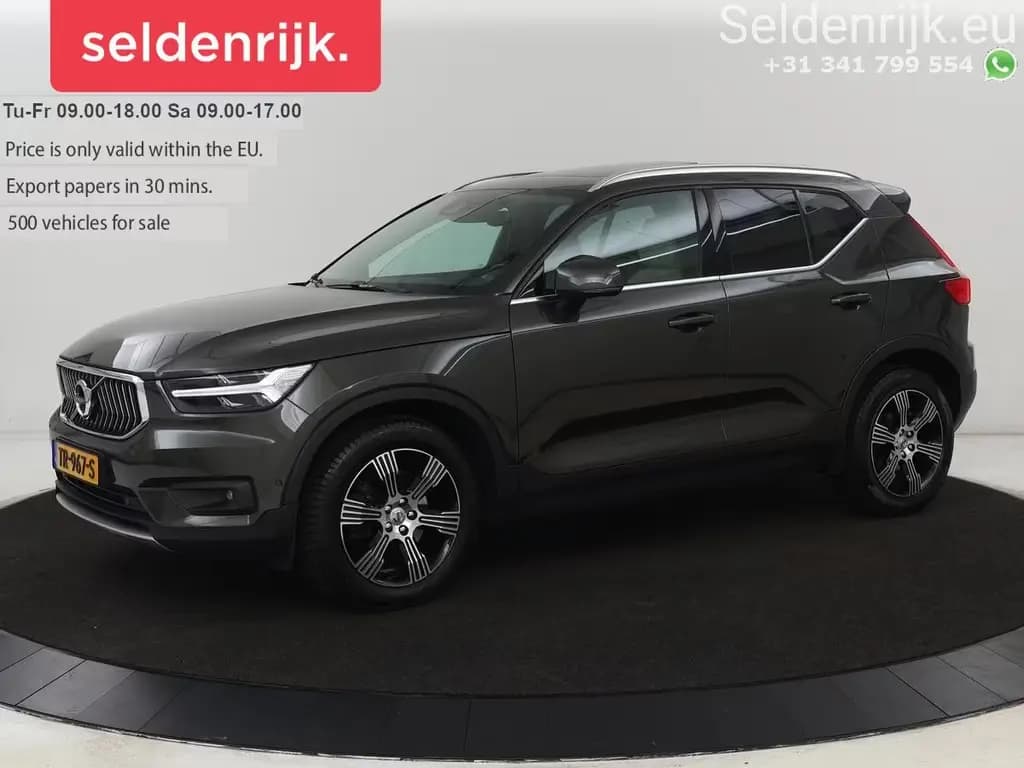 Main__Slider__Photo:Volvo XC40 2.0 T4 Inscription | panorama dach | Leder 10/2018-0