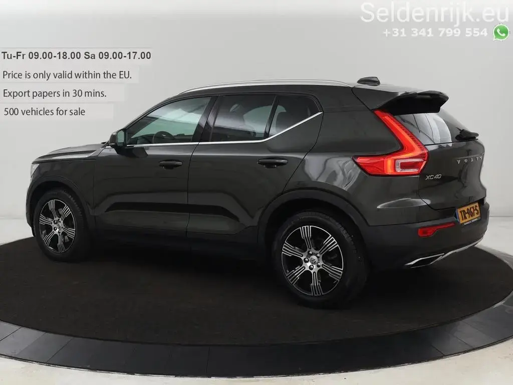 Main__Slider__Photo:Volvo XC40 2.0 T4 Inscription | panorama dach | Leder 10/2018-1