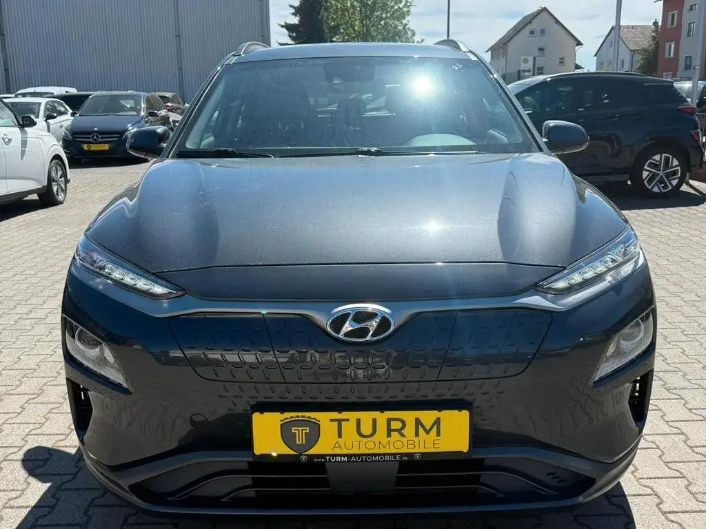 Main__Slider__Photo:Hyundai KONA Elektro Kona Trend Elektro 64kW|SOH97%NAVI|SHZ|Kamera|SH 11/2020-1