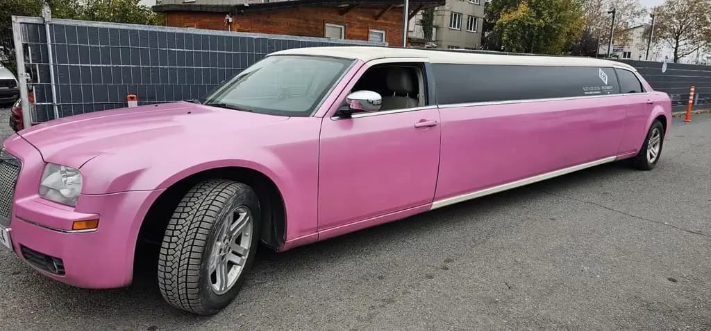 Main__Slider__Photo:Chrysler 300C Stretchlimousine Limo Limousine 07/2007-0