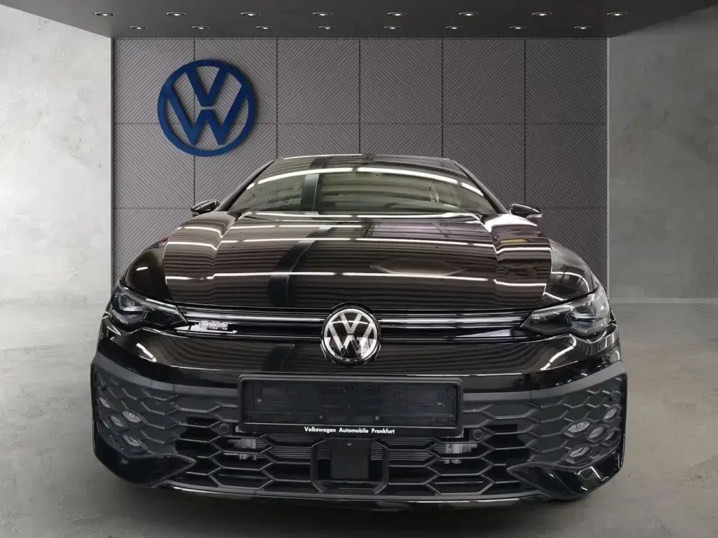 Main__Slider__Photo:Volkswagen Golf GTI 2,0 l TSI OPF 195 kW (265 PS) 7 -Gang-D null-1