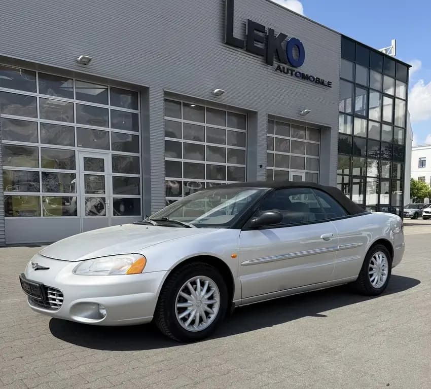 Main__Slider__Photo:Chrysler Sebring 2.7 LX Cabrio Automatik/ Klima/ Leder 04/2003-0