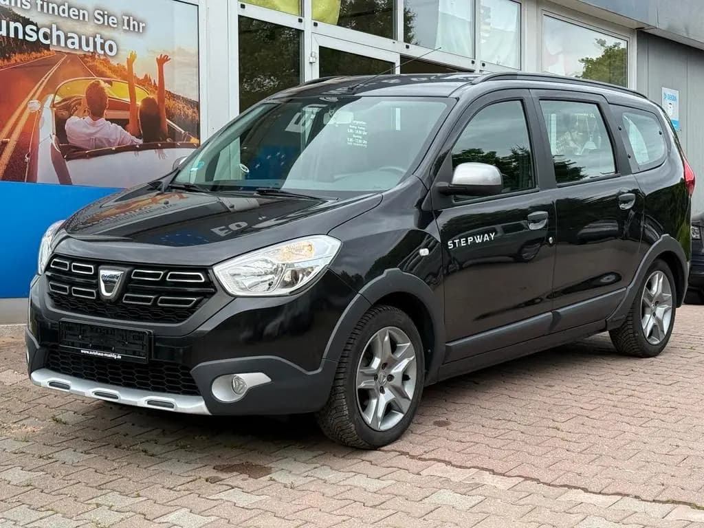Main__Slider__Photo:Dacia Lodgy 1.6 SCe 100 Stepway 02/2019-0