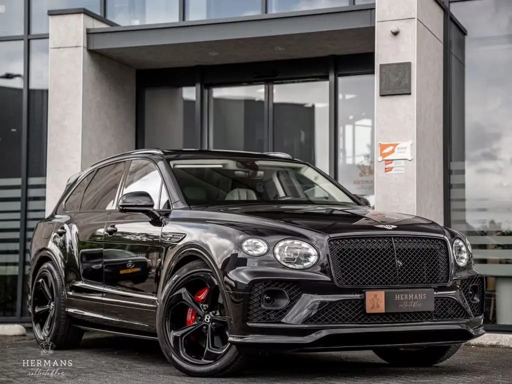Main__Slider__Photo:Bentley Bentayga 4.0 V8 S / Blackline / NAIM / HUD / Tou 05/2022-0