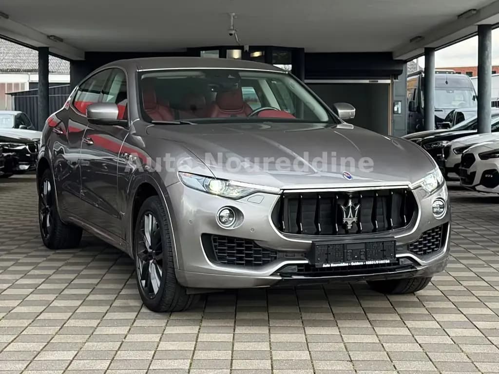 Main__Slider__Photo:Maserati Levante GranSport Q4 *Deutsch*ACC*Luft*Matrix* 03/2018-0