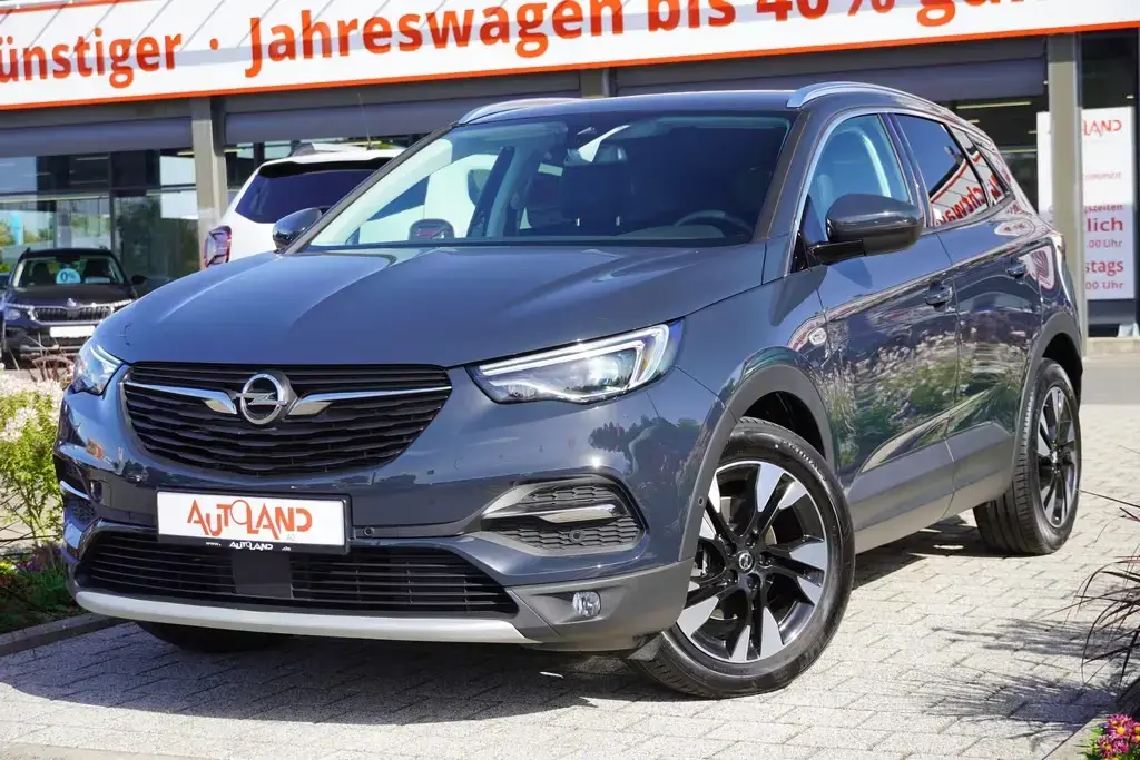 Main__Slider__Photo:Opel Grandland (X) Grandland X 1.2 Innovation Klimaaut. LED Navi 09/2018-1