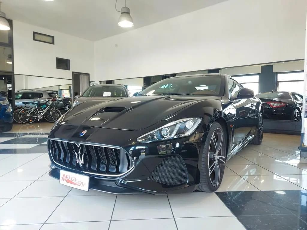 Main__Slider__Photo:Maserati Granturismo 4.7 V8 MC 02/2018-0