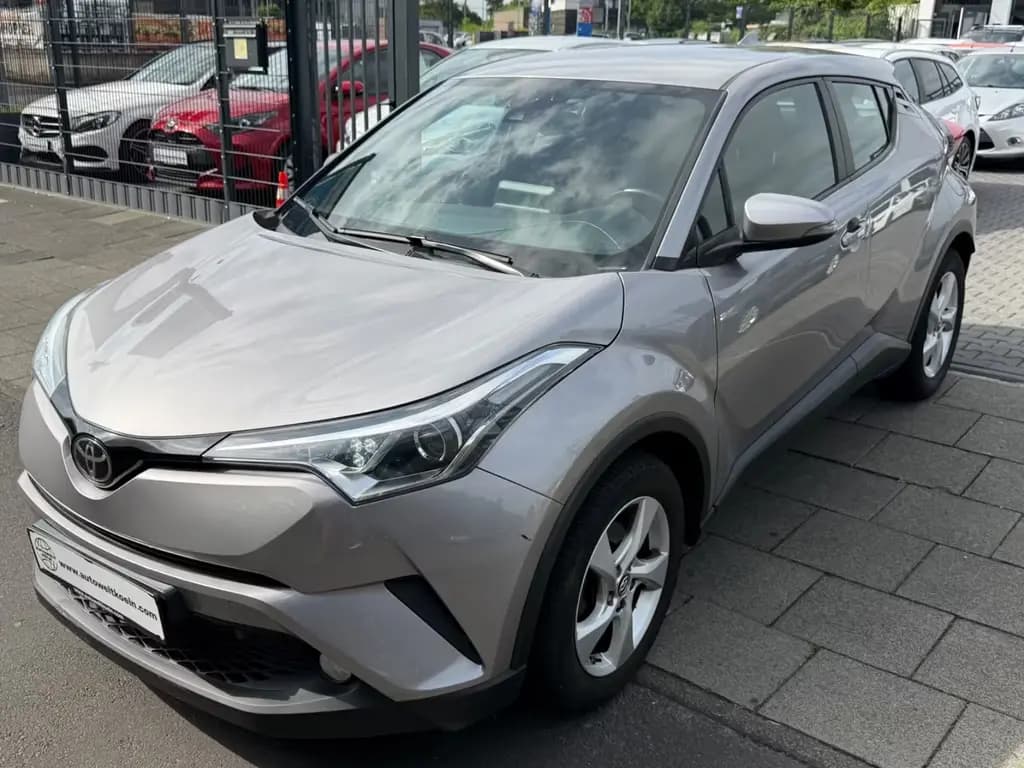 Main__Slider__Photo:Toyota C-HR Flow 02/2017-0