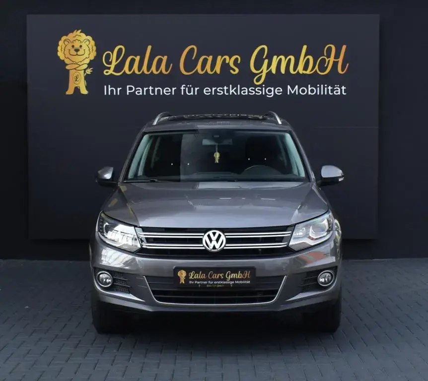 Main__Slider__Photo:Volkswagen Tiguan 2.0 TSI 4Motion DSG/PANO/TEMPOMAT/NAVI 05/2012-1